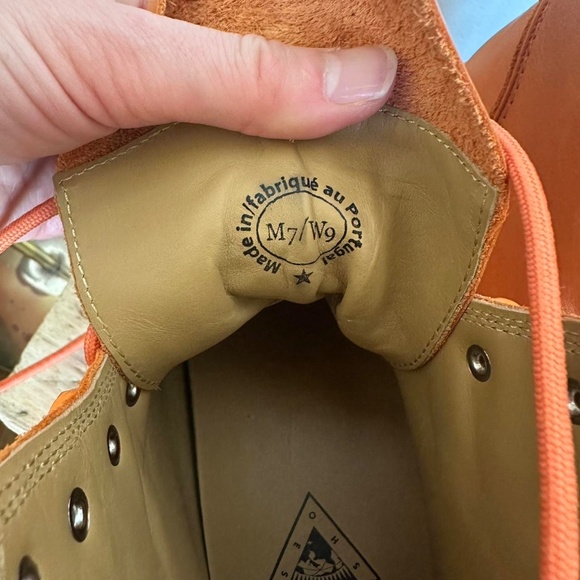 John Fluevog MITTWOCH LACE-UP HIKER BOOTS Orange size 9 - Picture 7 of 7